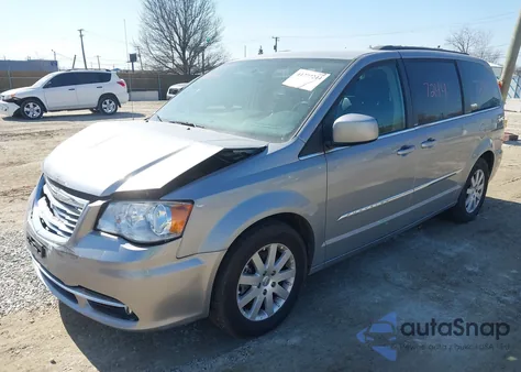 2013 Chrysler Town & Country Touring z USA, uszkodzony, nr VIN 2C4RC1BG7DR620791